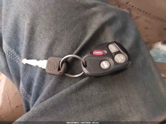 44788613 :رقم المزاد ، 1G4CW52K3X4617186 vin ، 1999 Buick Park Avenue Base Cmi مزاد بيع