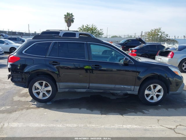 Продажа на аукционе авто 2014 Subaru Outback 2.5i Premium, vin: 4S4BRBCC6E1236102, номер лота: 44788633