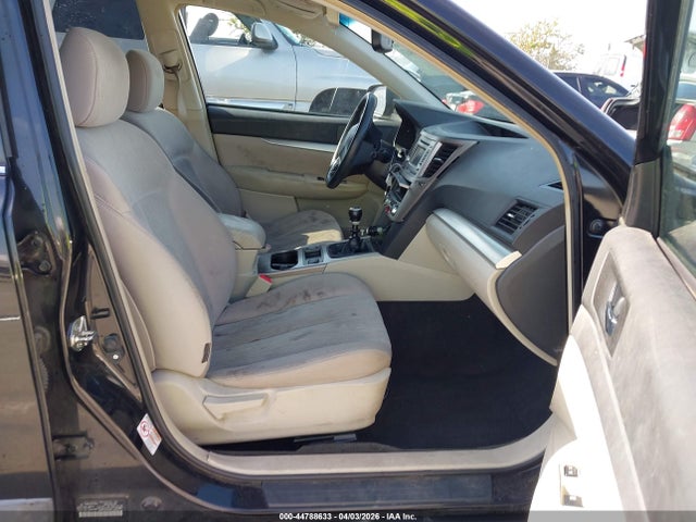 Продажа на аукционе авто 2014 Subaru Outback 2.5i Premium, vin: 4S4BRBCC6E1236102, номер лота: 44788633