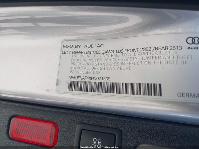WAUFNAF4XHN071309 Audi A4 2.0t Premium