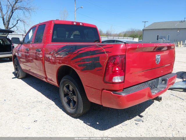 44788662 :رقم المزاد ، 1C6RR6FG0HS847063 vin ، 2017 Ram 1500 Express  4x2 6'4 Box مزاد بيع