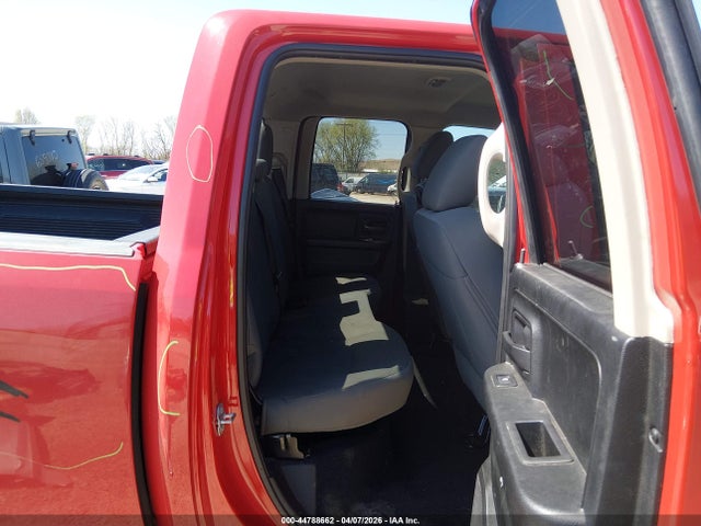 44788662 :رقم المزاد ، 1C6RR6FG0HS847063 vin ، 2017 Ram 1500 Express  4x2 6'4 Box مزاد بيع