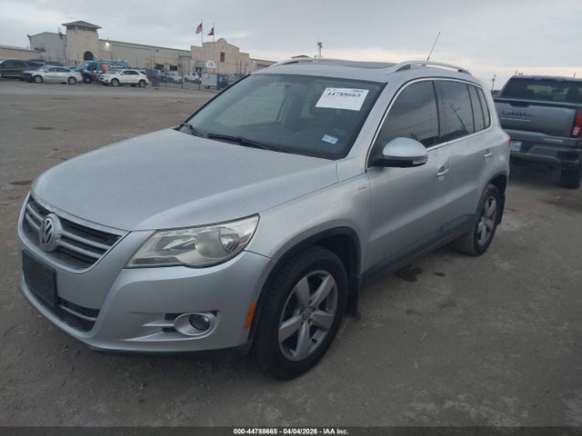 Продаж на аукціоні авто 2010 Volkswagen Tiguan Wolfsburg Edition, vin: WVGAV7AX8AW514621, номер лоту: 44788665