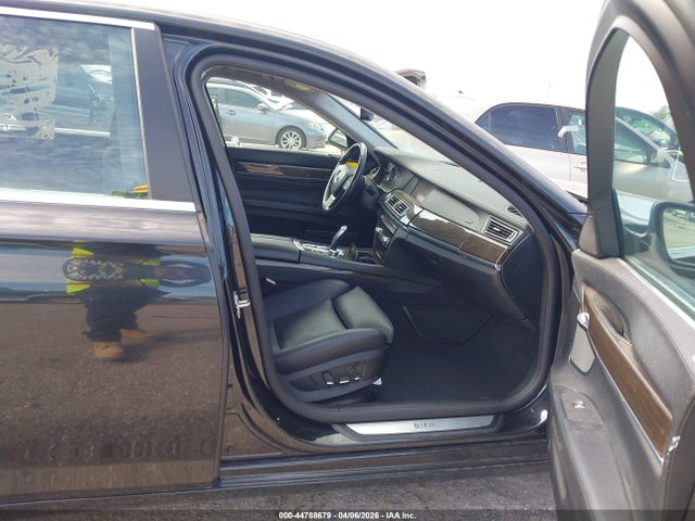 2012 Bmw 750i Xdrive მანქანა იყიდება აუქციონზე, vin: WBAKC6C53CC395947, აუქციონის ნომერი: 44788679