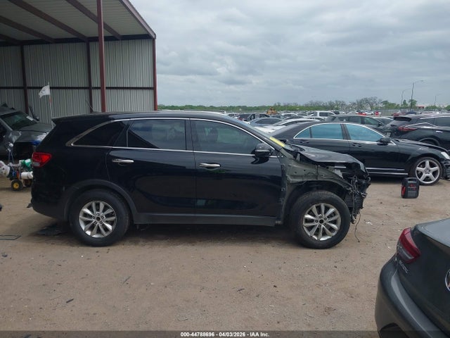 2018 Kia Sorento 2.4l L მანქანა იყიდება აუქციონზე, vin: 5XYPG4A3XJG414134, აუქციონის ნომერი: 44788696