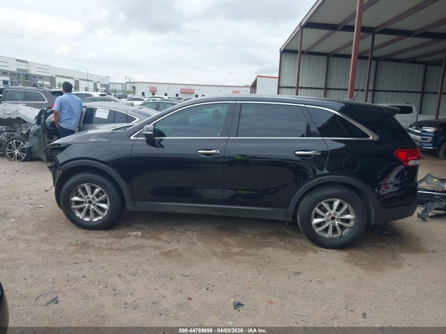 2018 Kia Sorento 2.4l L მანქანა იყიდება აუქციონზე, vin: 5XYPG4A3XJG414134, აუქციონის ნომერი: 44788696