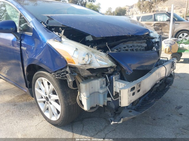 2013 TOYOTA PRIUS V JTDZN3EU5D3239439 Photo 5