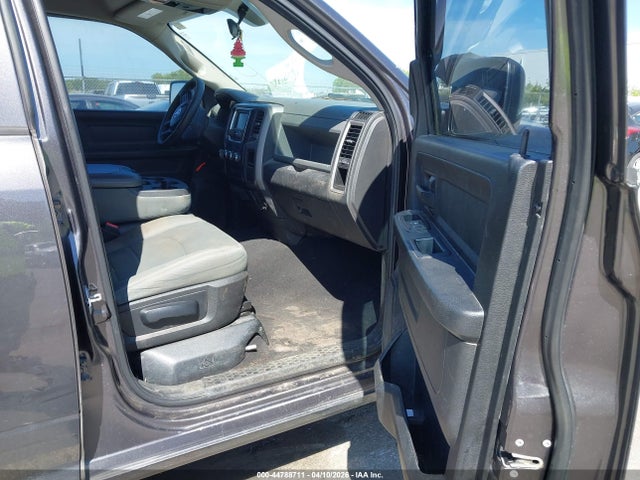 Продажа на аукционе авто 2017 Ram 1500 Express  4x2 6'4 Box, vin: 1C6RR6FT8HS637517, номер лота: 44788711