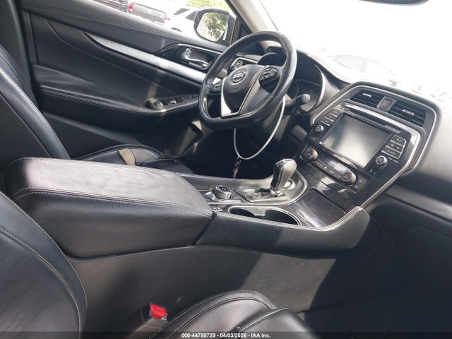 44788729 :رقم المزاد ، 1N4AA6APXHC399189 vin ، 2017 Nissan Maxima 3.5 Sv مزاد بيع