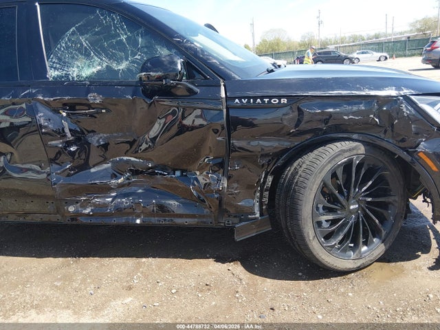 2022 Lincoln Aviator Reserve მანქანა იყიდება აუქციონზე, vin: 5LM5J7XC9NGL18587, აუქციონის ნომერი: 44788732