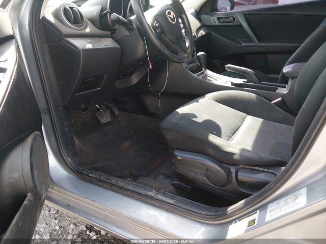 Продаж на аукціоні авто 2011 Mazda Mazda3 I Sport, vin: JM1BL1UF4B1424850, номер лоту: 44788739