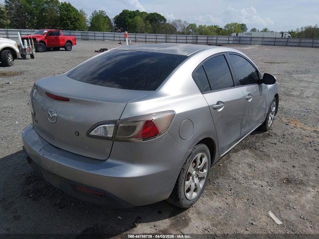 Продаж на аукціоні авто 2011 Mazda Mazda3 I Sport, vin: JM1BL1UF4B1424850, номер лоту: 44788739