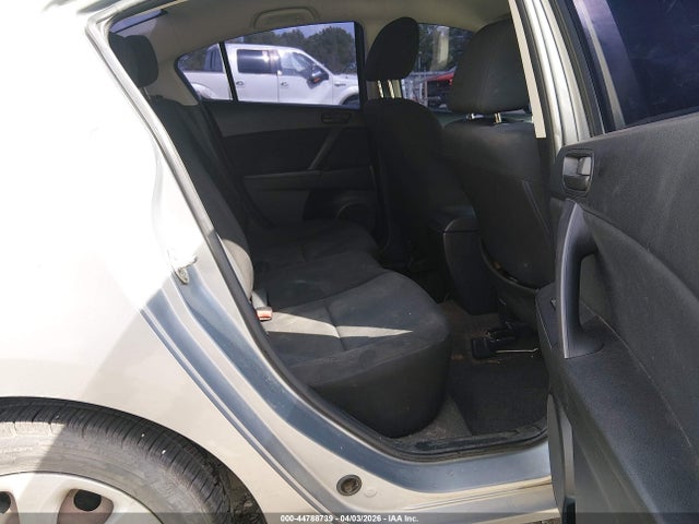 Продаж на аукціоні авто 2011 Mazda Mazda3 I Sport, vin: JM1BL1UF4B1424850, номер лоту: 44788739