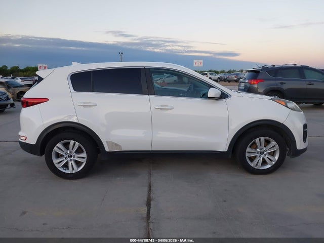 Продажа на аукционе авто 2017 Kia Sportage Lx, vin: KNDPM3AC3H7145095, номер лота: 44788743