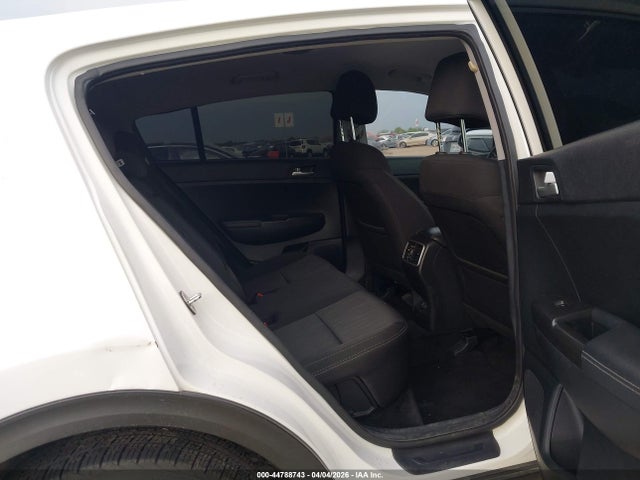 Продажа на аукционе авто 2017 Kia Sportage Lx, vin: KNDPM3AC3H7145095, номер лота: 44788743