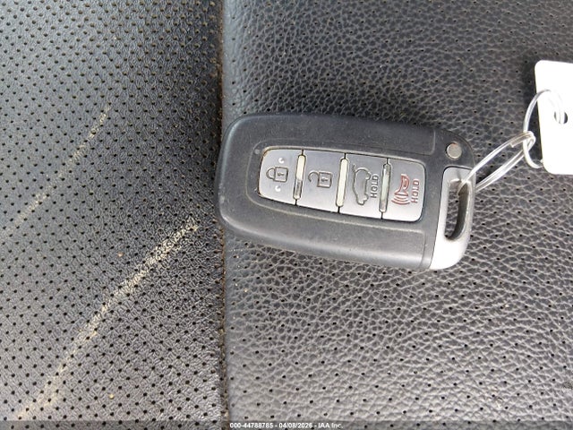 Продажа на аукционе авто 2016 Hyundai Veloster Turbo, vin: KMHTC6AE7GU249976, номер лота: 44788785