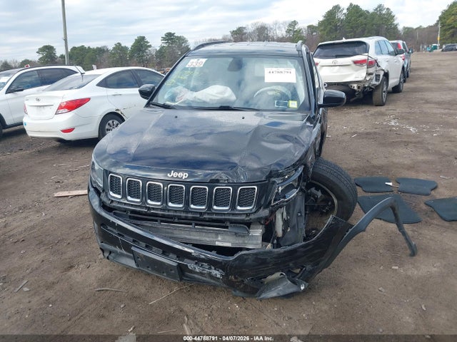 Продажа на аукционе авто 2018 Jeep Compass Latitude 4x4, vin: 3C4NJDBB6JT418432, номер лота: 44788791