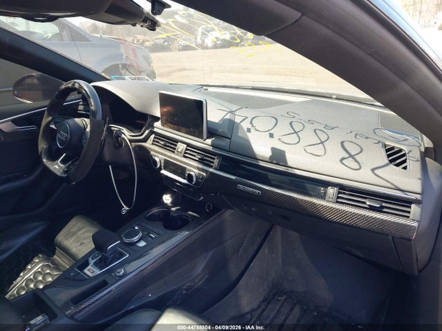 44788804 :رقم المزاد ، WUABWCF59KA902626 vin ، 2019 Audi Rs 5 2.9t مزاد بيع