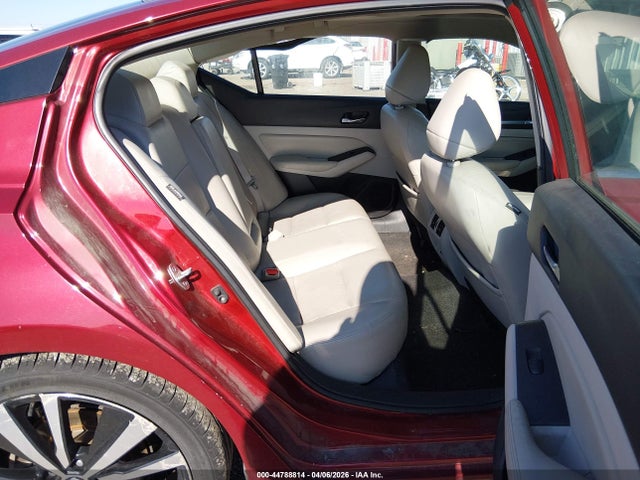 44788814 :رقم المزاد ، 1N4BL4FV2KC108699 vin ، 2019 Nissan Altima 2.5 Platinum مزاد بيع