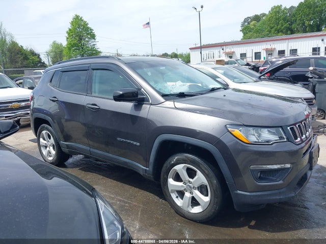 Продажа на аукционе авто 2019 Jeep Compass Latitude 4x4, vin: 3C4NJDBBXKT697417, номер лота: 44788868