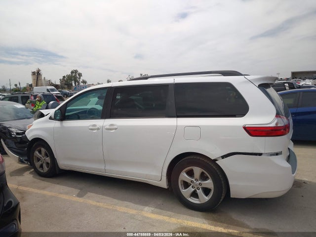 5TDKK3DC4GS719008 Toyota Sienna Le 8 Passenger
