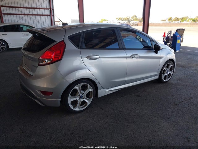 3FADP4GX1FM146586 Ford FIESTA ST