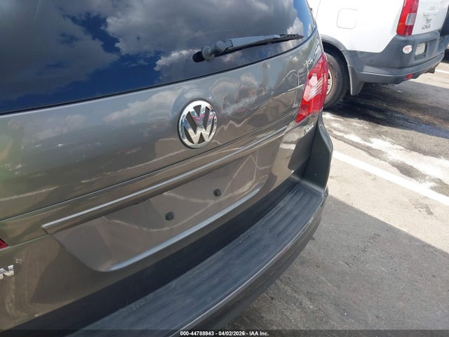 44788943 :رقم المزاد ، 2V4RW5DX9AR295297 vin ، 2010 Volkswagen Routan Sel مزاد بيع