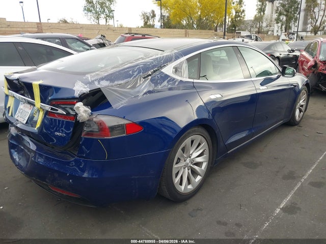 Tesla Model S 60d/70d/75d/85d/90d 2016 5YJSA1E29GF171413 Image 4