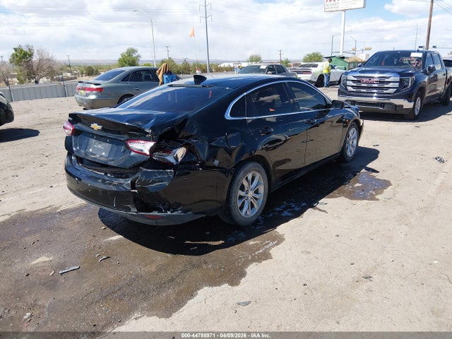 1G1ZD5ST7KF113131 Chevrolet MALIBU LT