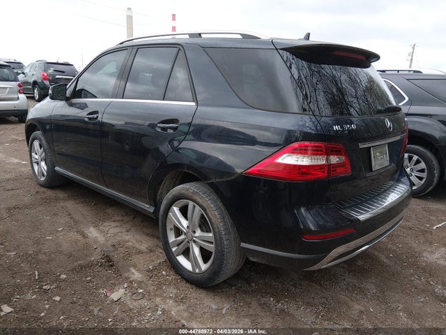 2014 MERCEDES-BENZ ML 350 4JGDA5HB3EA372625 Photo 2