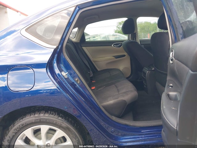 3N1AB7AP8JL645585 Nissan SENTRA SV