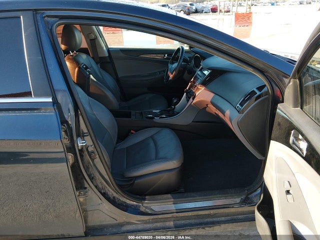 44789020 :رقم المزاد ، 5NPEC4AC2DH527219 vin ، 2013 Hyundai Sonata Limited مزاد بيع