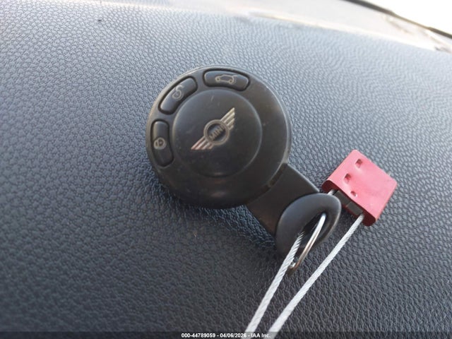 2012 MINI COOPER WMWSU3C55CT264031 Photo 10