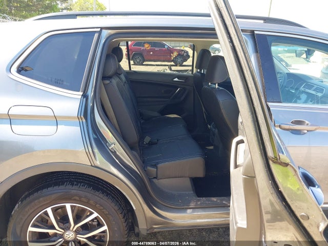 44789063 :رقم المزاد ، 3VV3B7AX0MM001195 vin ، 2021 Volkswagen Tiguan 2.0t Se/2.0t Se R-line Black/2.0t Sel مزاد بيع