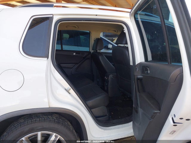 2014 Volkswagen Tiguan Se მანქანა იყიდება აუქციონზე, vin: WVGAV3AXXEW505188, აუქციონის ნომერი: 44789087