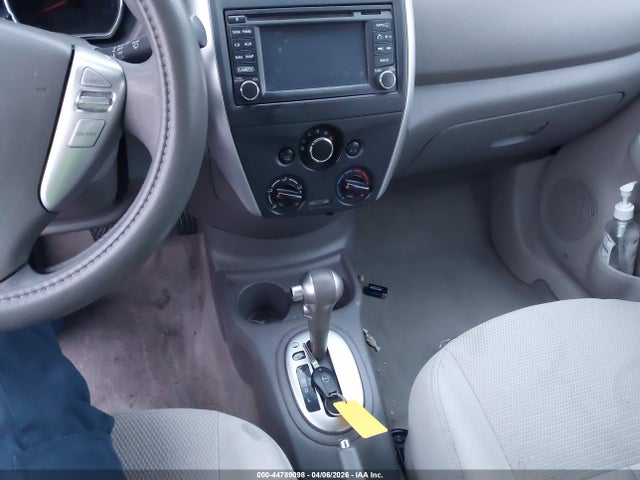3N1CN7AP6FL878632 Nissan Versa 1.6 Sv