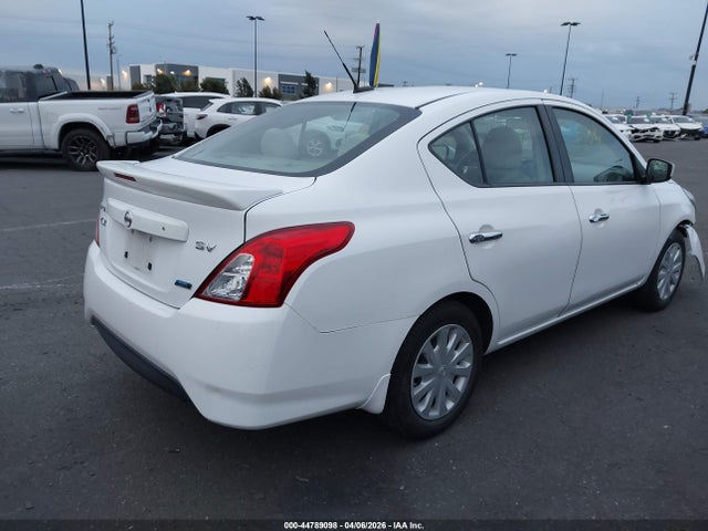 3N1CN7AP6FL878632 Nissan Versa 1.6 Sv