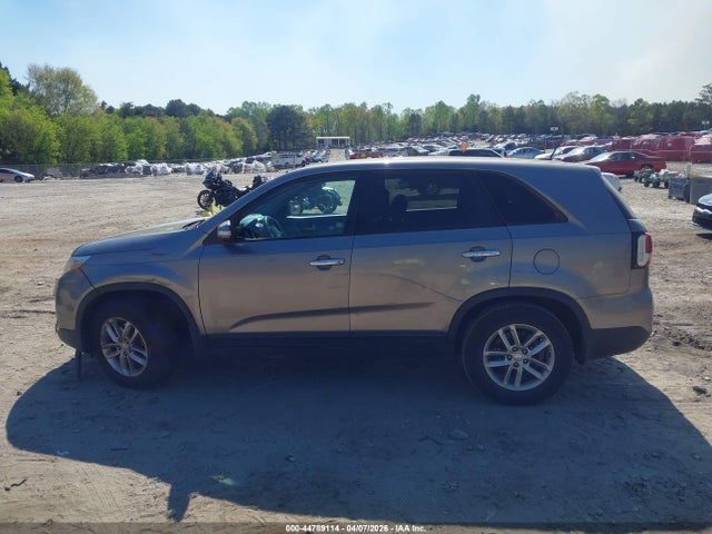 Продаж на аукціоні авто 2015 Kia Sorento Lx, vin: 5XYKT3A61FG660815, номер лоту: 44789114