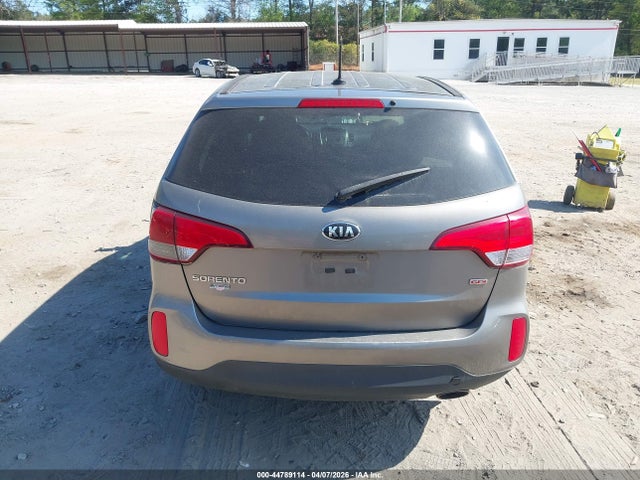 Продаж на аукціоні авто 2015 Kia Sorento Lx, vin: 5XYKT3A61FG660815, номер лоту: 44789114