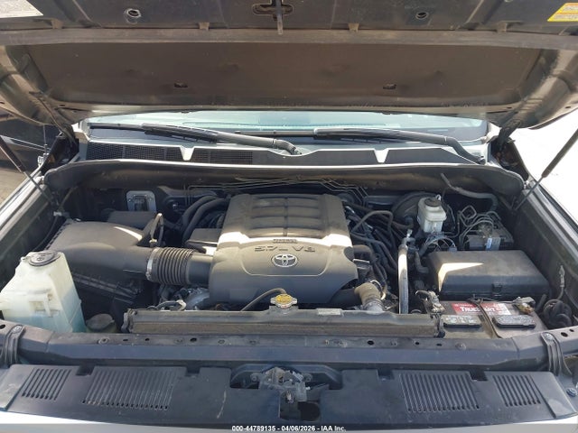 5TFFY5F1XFX179857 Toyota Tundra Limited 5.7l V8