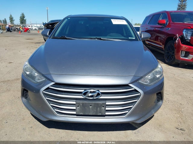 5NPD84LF2JH306882 Hyundai ELANTRA SEL
