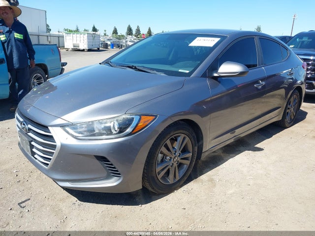 5NPD84LF2JH306882 Hyundai ELANTRA SEL