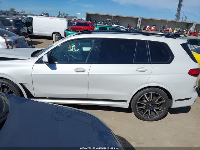 Продаж на аукціоні авто 2021 Bmw X7 Xdrive40i, vin: 5UXCW2C01M9E98358, номер лоту: 44789159