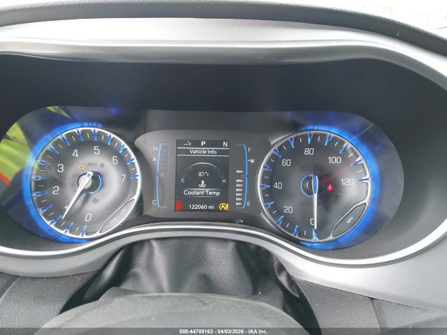 2C4RC1BG1JR350596 Chrysler Pacifica Touring L