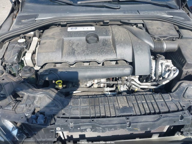 YV1902TG8F2307578 Volvo S60 T6 R-design