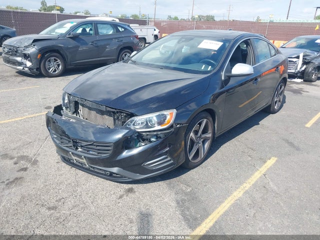 YV1902TG8F2307578 Volvo S60 T6 R-design