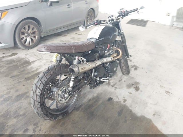 2016 Triumph Motorcycle Street Twin მანქანა იყიდება აუქციონზე, vin: SMTD31GN0GT753019, აუქციონის ნომერი: 44789187