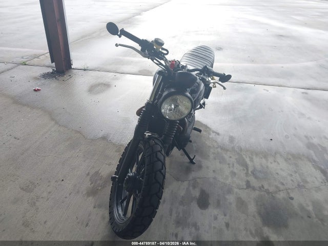 2016 Triumph Motorcycle Street Twin მანქანა იყიდება აუქციონზე, vin: SMTD31GN0GT753019, აუქციონის ნომერი: 44789187