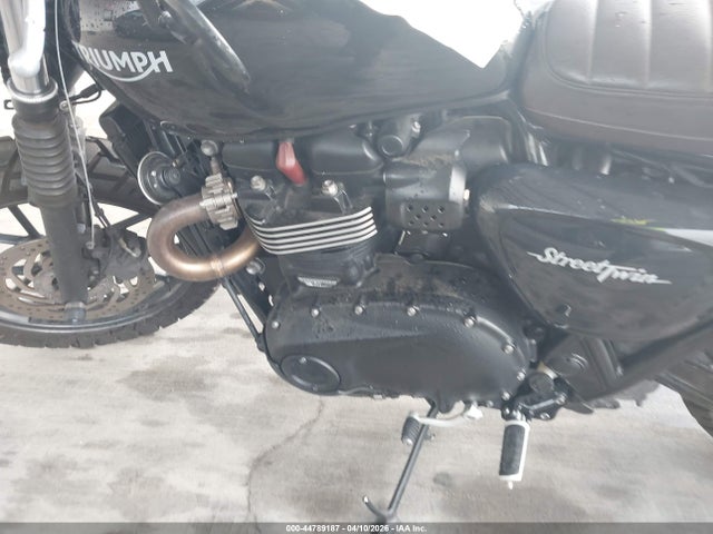 2016 Triumph Motorcycle Street Twin მანქანა იყიდება აუქციონზე, vin: SMTD31GN0GT753019, აუქციონის ნომერი: 44789187
