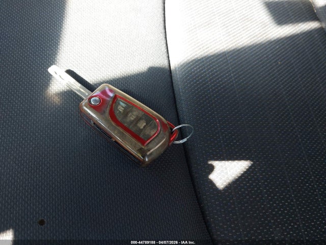 JTDS4RCE1LJ031233 Toyota COROLLA SE